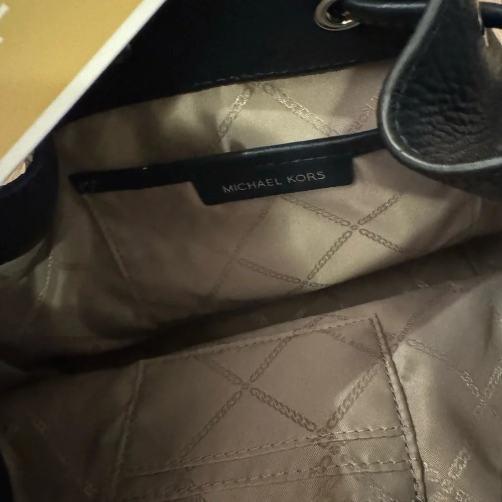 Dark blue brand new with tags - Picture 3 of 5